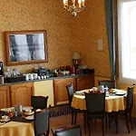Hotel Bristol