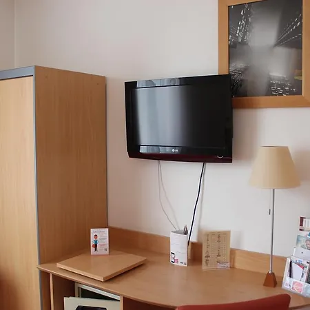ホテル Bristol 3*
